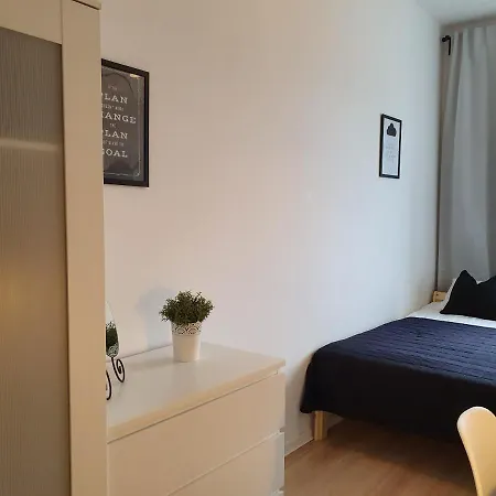 Homestay Mieszkanie 4-pokojowe Przy Rivierze Gdynia